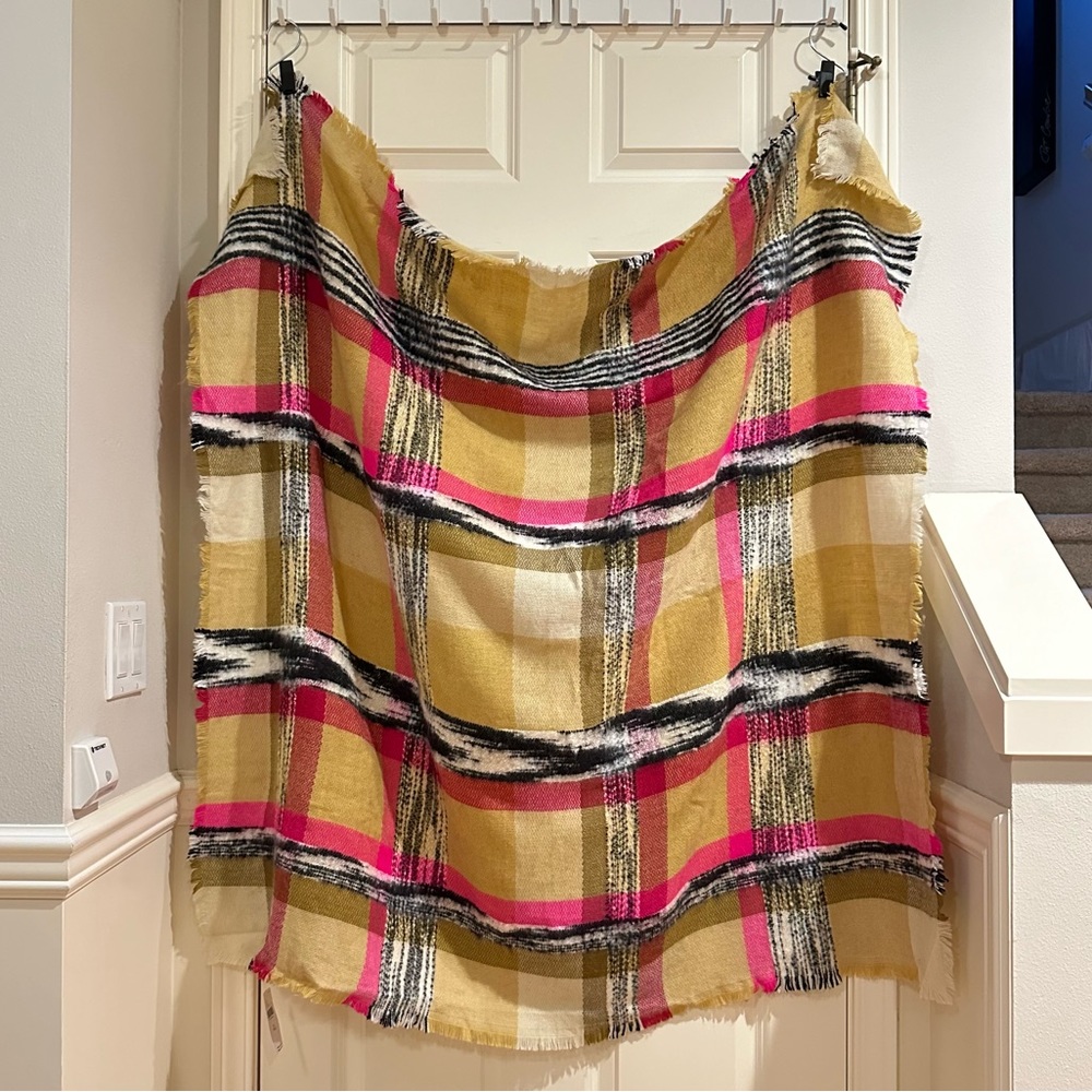 NWTs Anthro “Plaid Blanket Scarf” by Pilcro - Picture 7 of 9